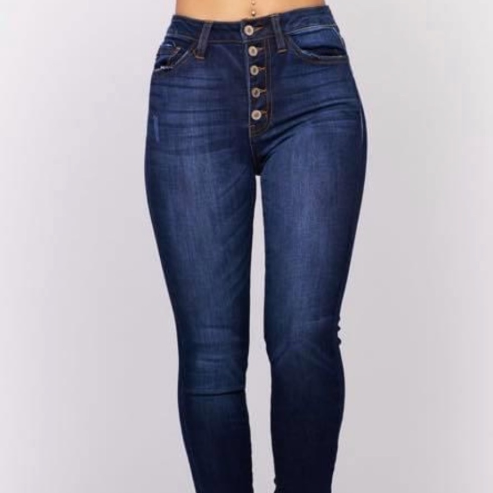 ❌❌❌Sold size  27 or size 7 Kancan jeans